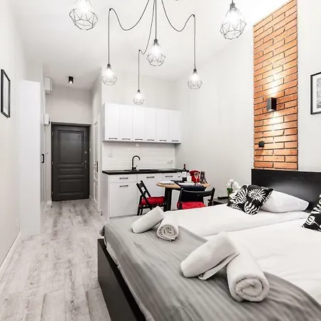 Dietla 32 - Ideal Location In The Heart Of Krakow, Between Main Square And Kazimierz District Lägenhetshotell Kraków
