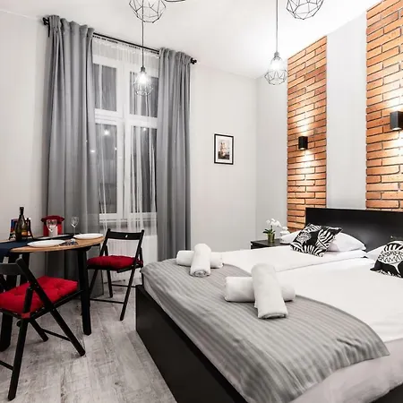 Lägenhetshotell Dietla 32 - Ideal Location In The Heart Of Krakow, Between Main Square And Kazimierz District Kraków