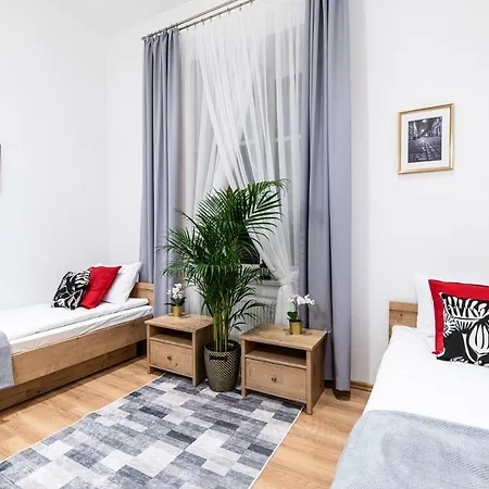 Dietla 32 - Ideal Location In The Heart Of Krakow, Between Main Square And Kazimierz District