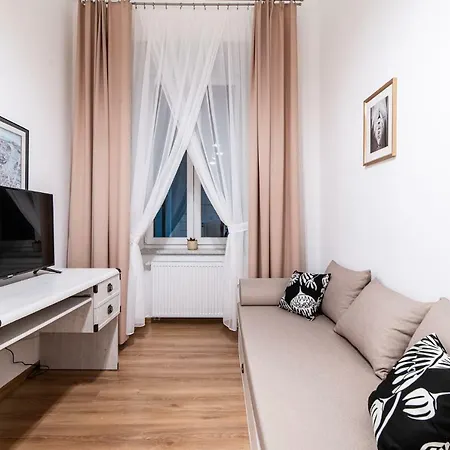 Dietla 32 - Ideal Location In The Heart Of Krakow, Between Main Square And Kazimierz District Aparthotel