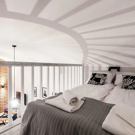 Ξενοδοχείο με διαμερίσματα Dietla 32 - Ideal Location In The Heart Of Krakow, Between Main Square And Kazimierz District Krasków