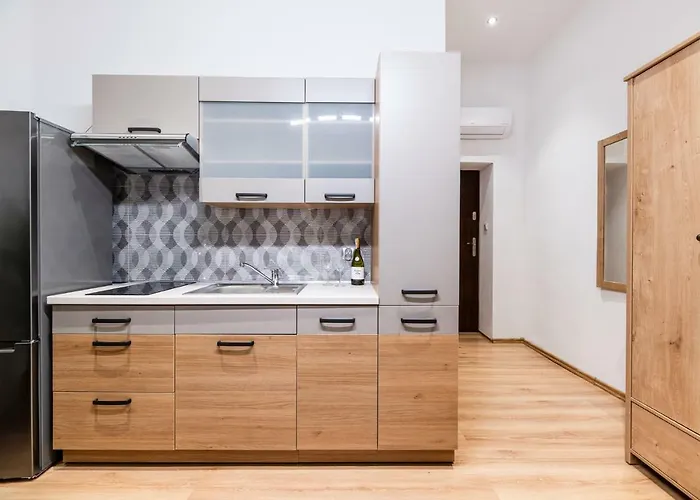 아파트호텔 Dietla 32 - Ideal Location In The Heart Of Krakow, Between Main Square And Kazimierz District 3*