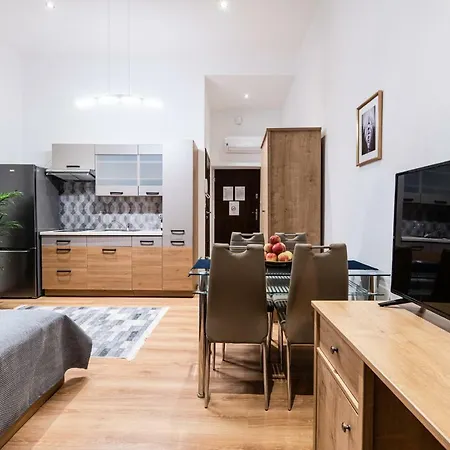 アパートホテル Dietla 32 - Ideal Location In The Heart Of Krakow, Between Main Square And Kazimierz District