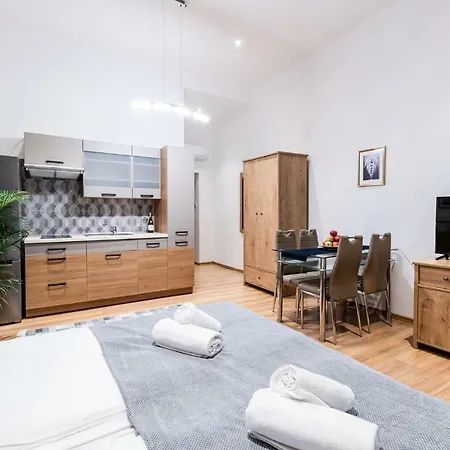 Dietla 32 - Ideal Location In The Heart Of Krakow, Between Main Square And Kazimierz District 3* クラクフ