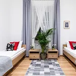Dietla 32 - Ideal Location In The Heart Of Krakow, Between Main Square And Kazimierz District מלון דירות 3*
